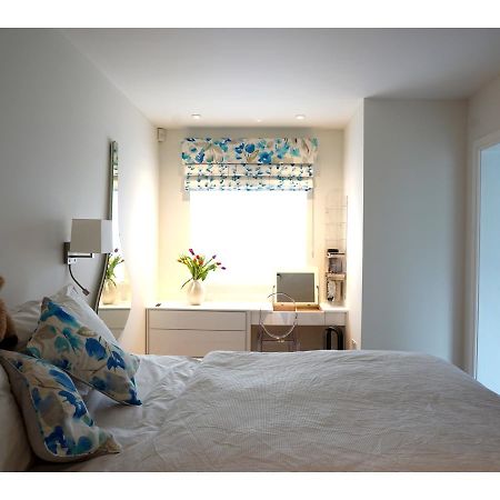 Modern, Spacious 2Br Flat In Oksford Zewnętrze zdjęcie