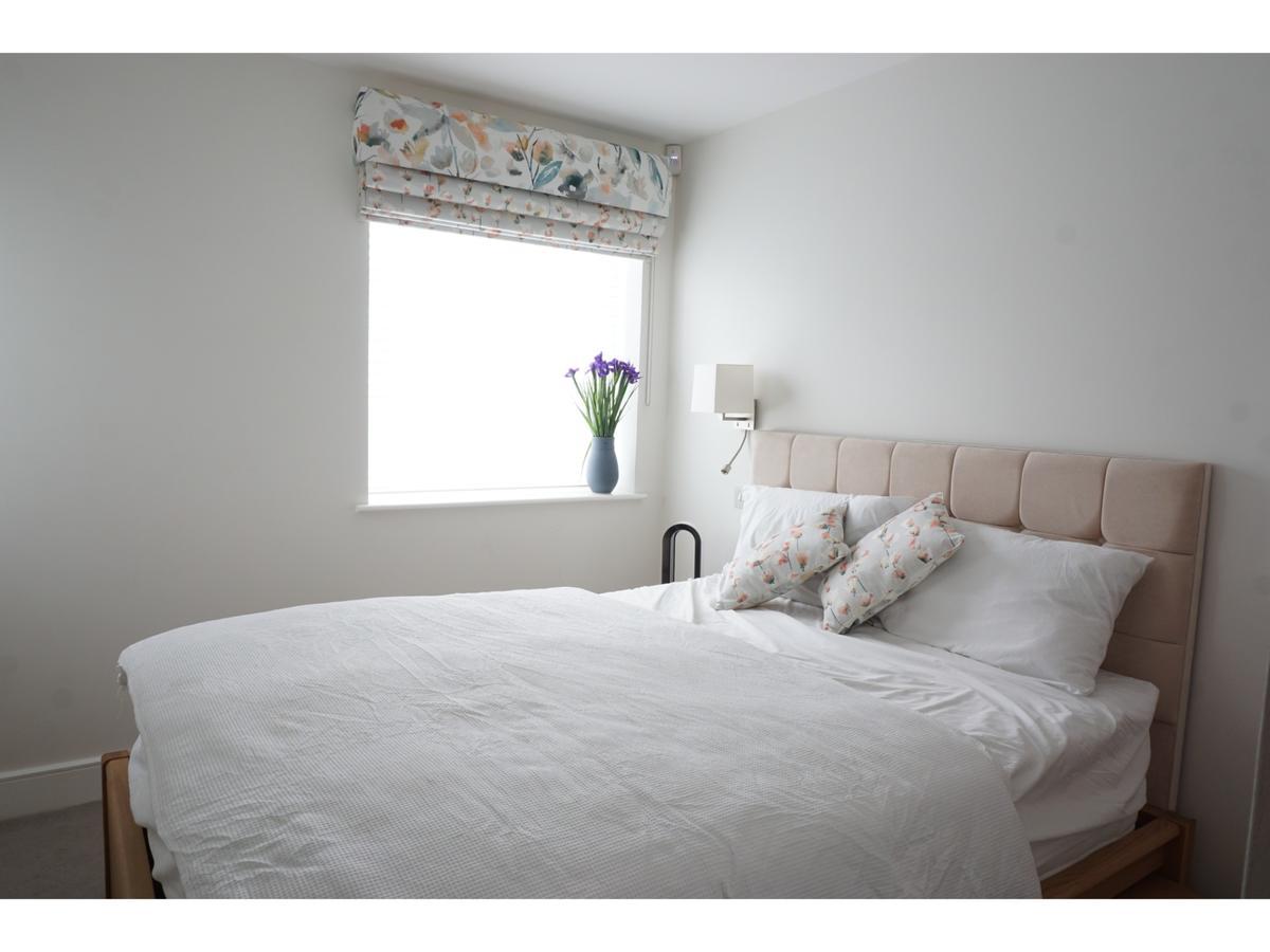 Modern, Spacious 2Br Flat In Oksford Zewnętrze zdjęcie